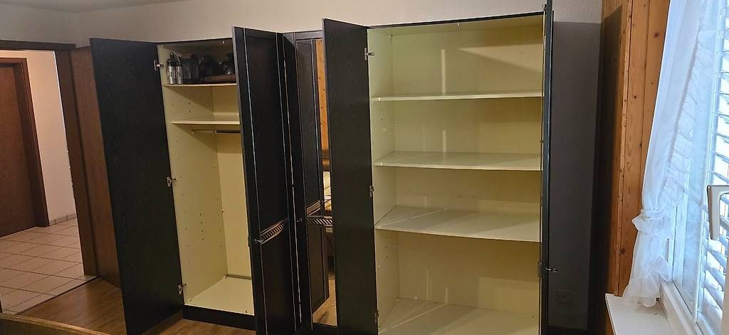 Armadi: Kleiderschrank – Usato da Buchrain venduto da Marcel0767 2