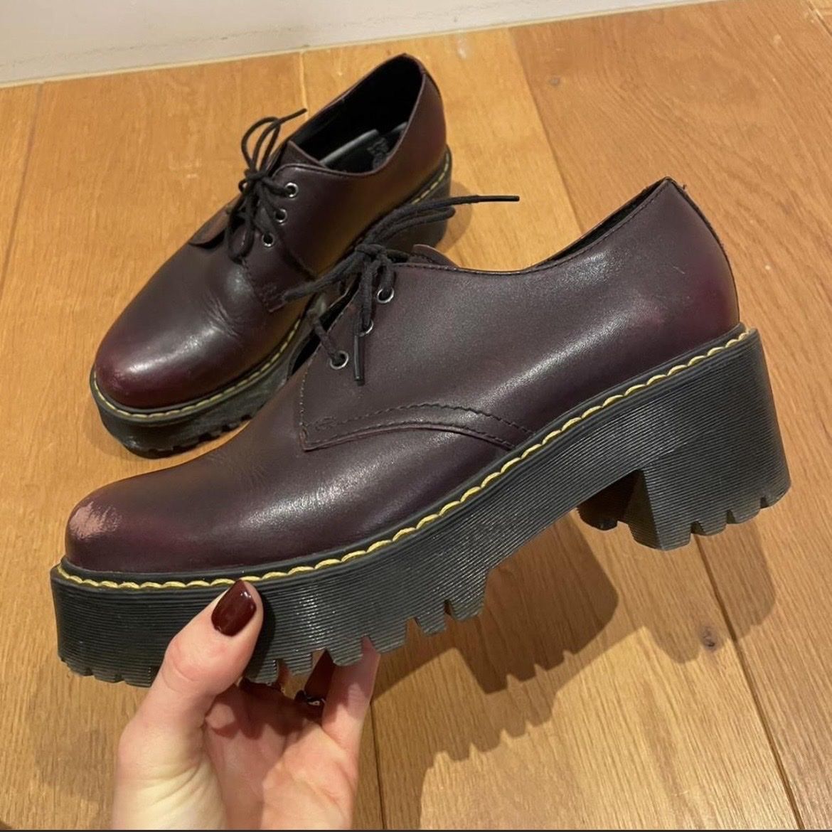 Dr. Martens Chaussures femmes: Dr. Martens shriver low – D'occasion à Bern par ani_n7ct