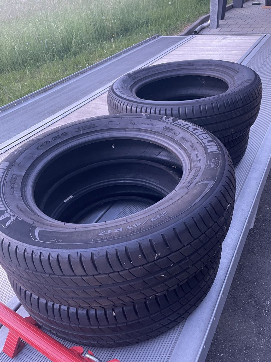 Pneumatici & Ruote complete: Pneu 215/65/17 v – Usato da Niederbipp venduto da Baca3 4