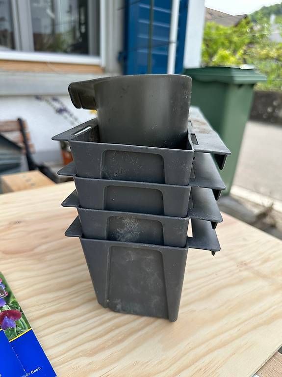 Vasi per fiori: Pflanzkasten, Plastik – Usato da Pfungen venduto da Astaroth4 1
