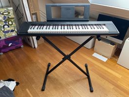 Yamaha piaggero NP-12B, Dig. Keyboard, E-Piano ohne Ständer