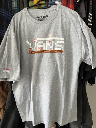 Vans x Nintendo Shirt XL