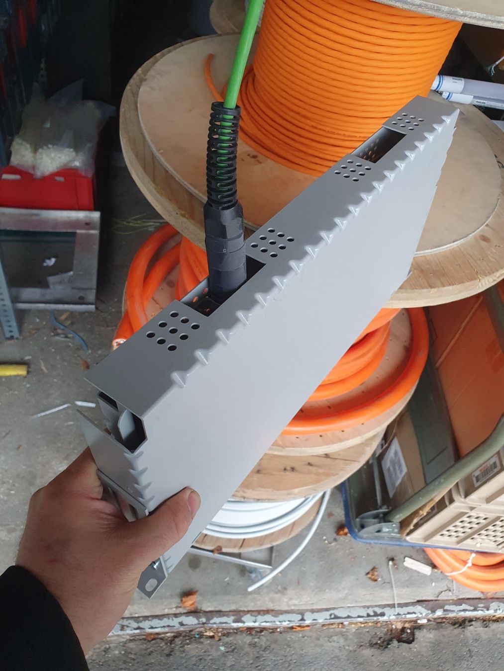 Racks & Cavalletti: LWL 12Faser Patchpanel Verteiler ER&M Glasfaser Fiber – Usato da Zürich venduto da Alibaba1234 3