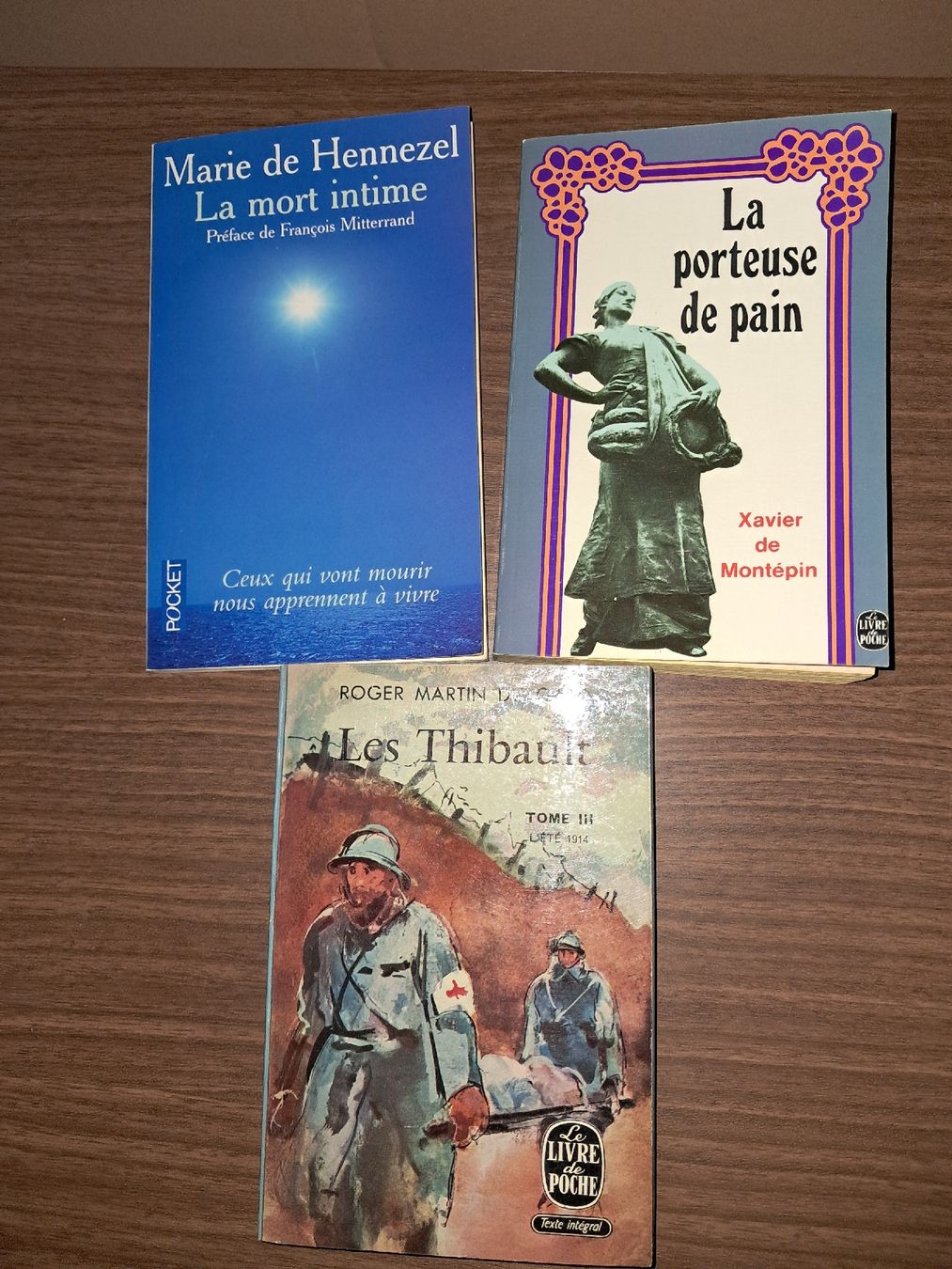 Libri: lot de 3 divers romans – Usato da Le locle venduto da juliensaran