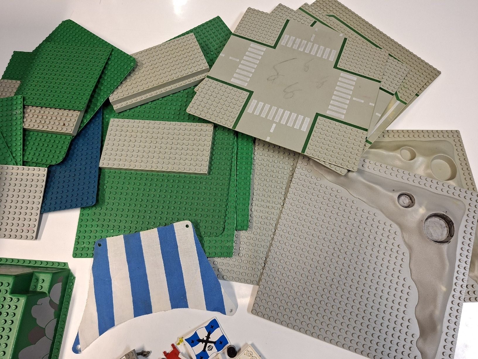 Lego Giocattoli: Lego Schrott 5 kg – Difettoso da Sils im Domleschg venduto da AMAG_AUDI_ZH 2