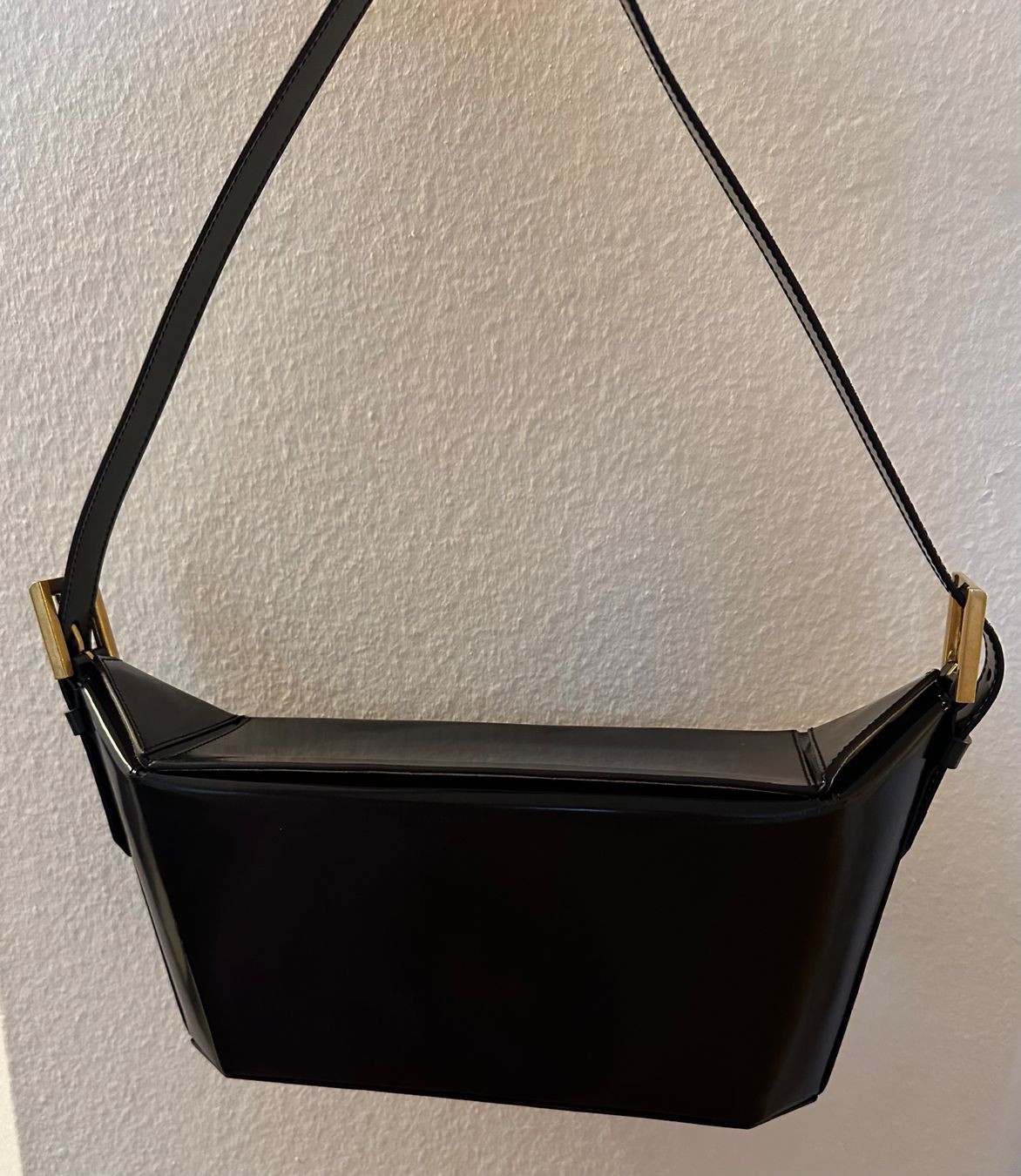Borse da donna: BY FAR CELESTE Schultertasche aus Leder Damen – Nuovo e nell'imballaggio originale da Zürich venduto da kuz_9ghl 3