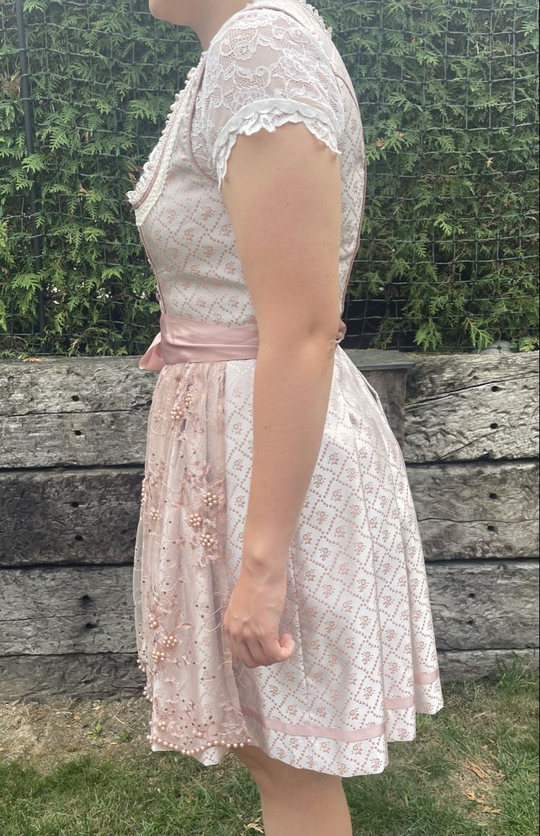 Krüger Vestiti: Dirndl Krüger Grösse 38 rosa mit Spitzenbluse – Nuovo (secondo la descrizione) da Roggwil BE venduto da 7lara7 1