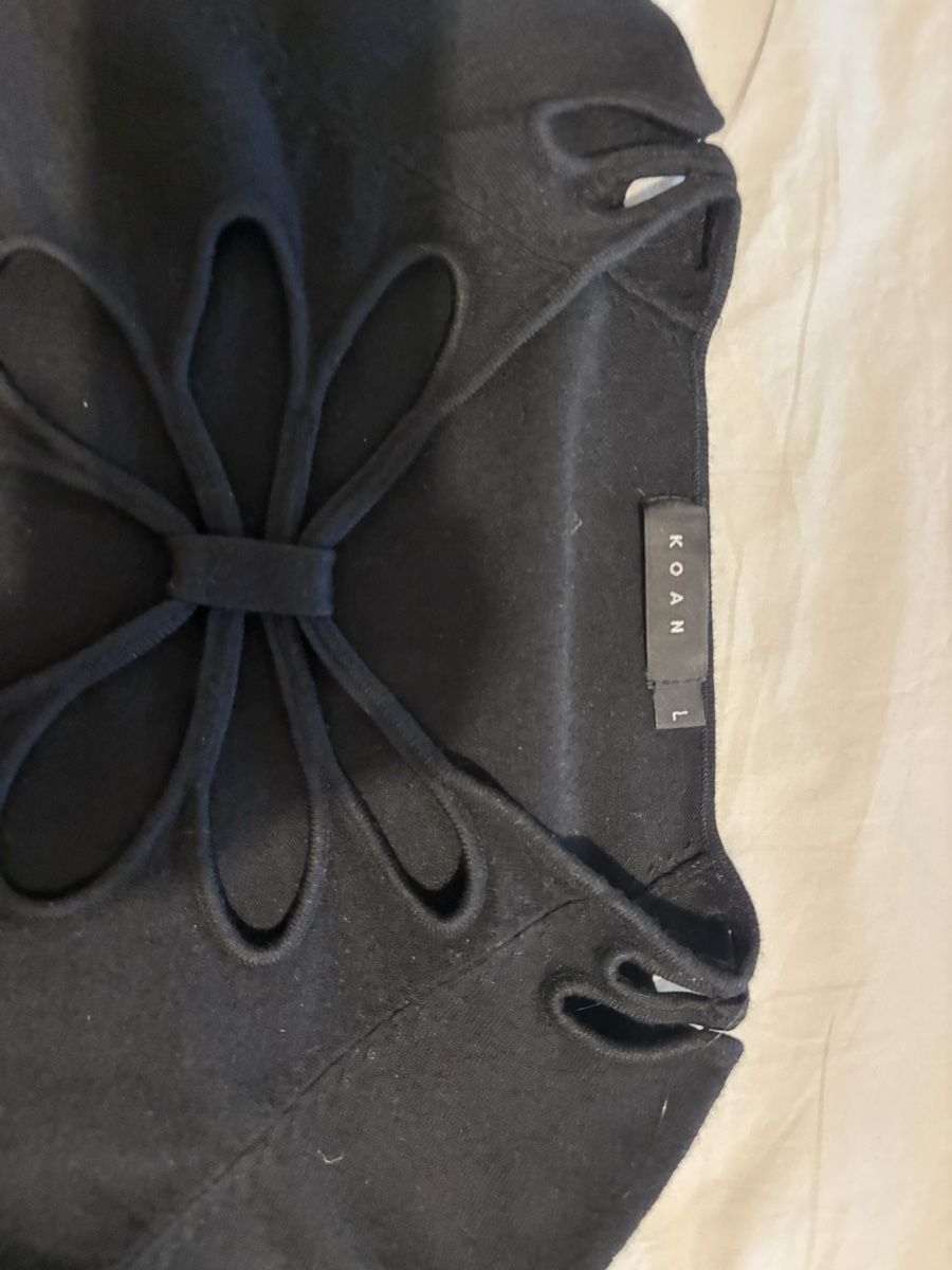Pulls & Sweat-shirts: Cool pullover. Black.  – Neuf (Voir description) à Zürich par mat_58mf 2