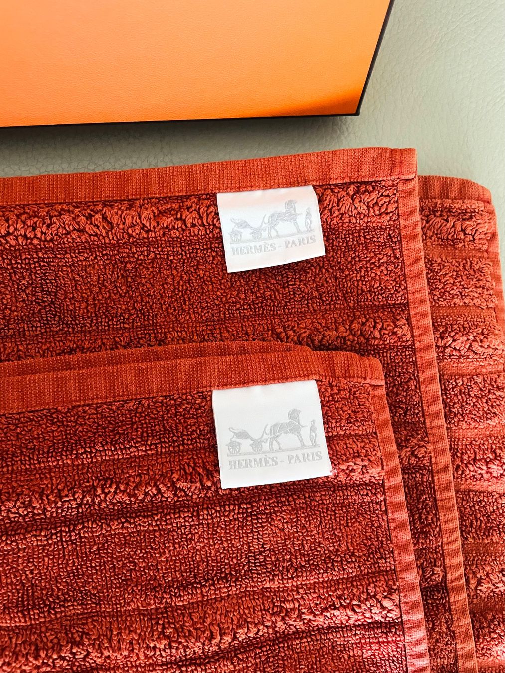 Hermès Badetücher: Set 2 asciugamani Hermès – Gebraucht aus Tesserete von W112man 1