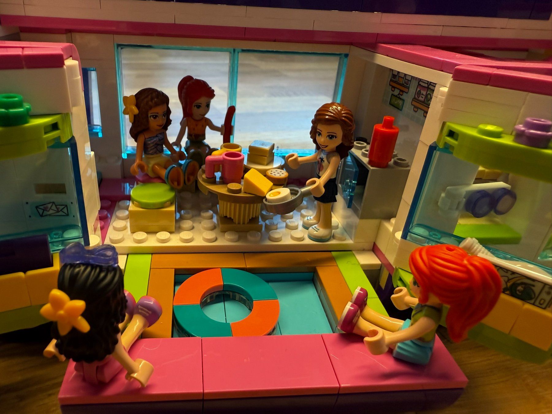 Lego Giocattoli: Lego Friends Abenteuer-Bus – Usato da Lachen SZ venduto da nadinewilhelm 3