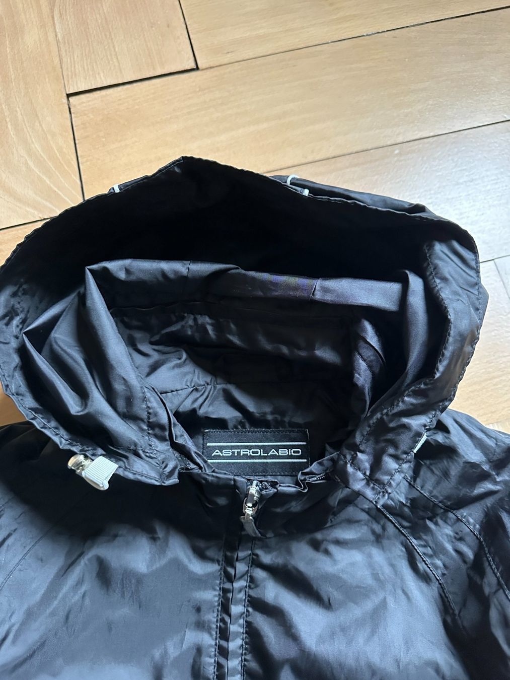 Jacken: ASTROLABIO - Regenjacke schwarz M – Gebraucht aus Zürich von Diazaio 3