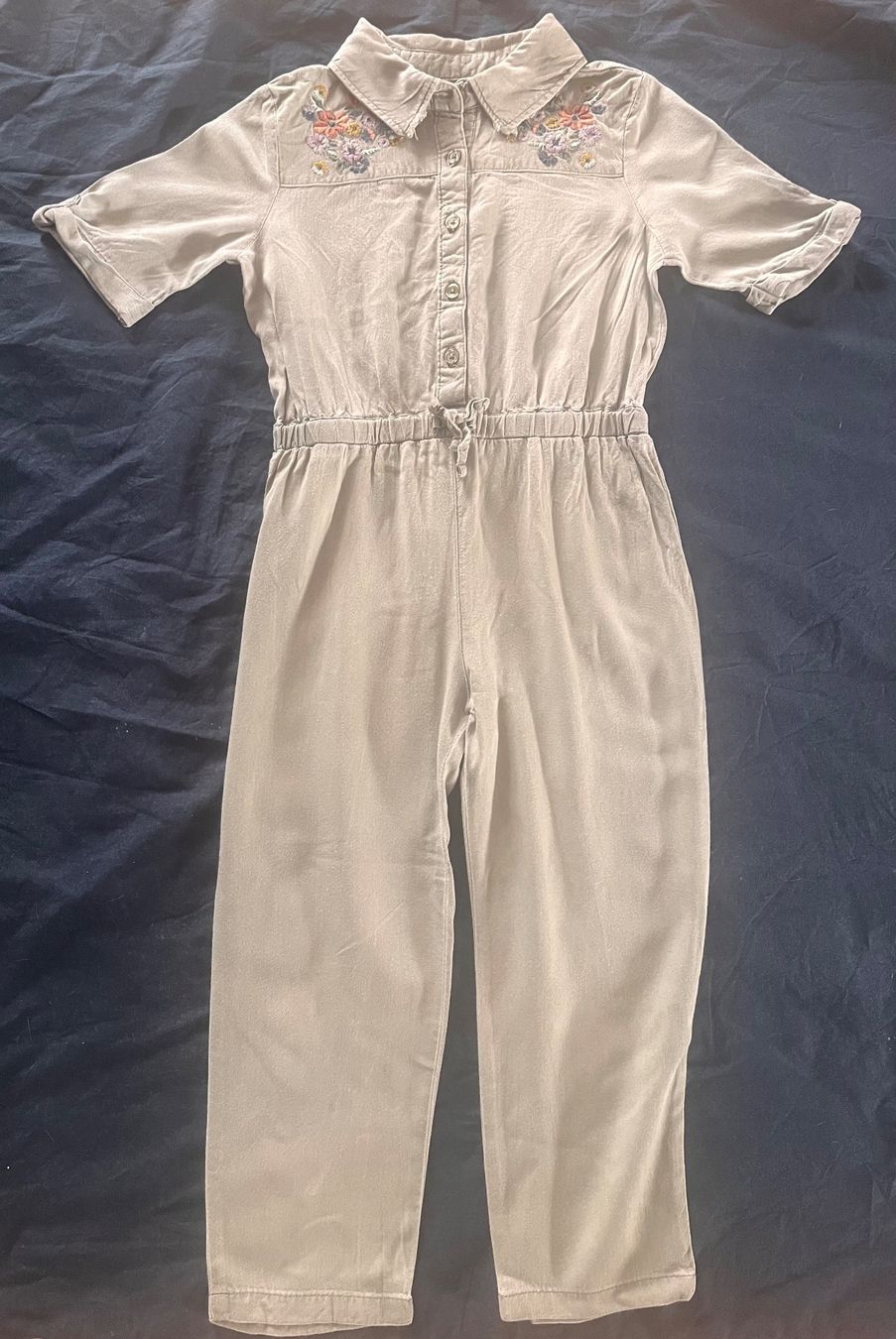 Tute: Jumpsuit, Grösse 4 Jahre – Usato da Triboltingen venduto da zimtsterndli5