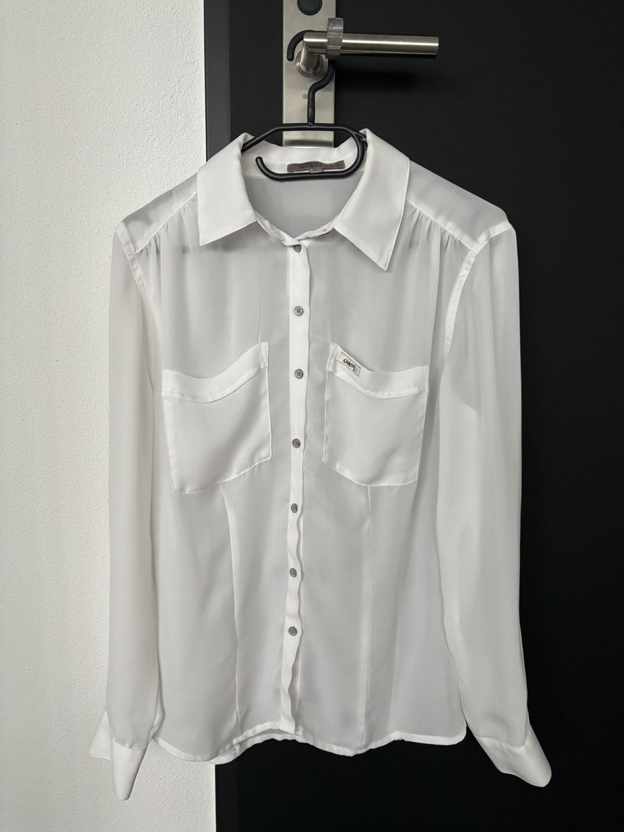 Guess Camicette: White blouse Guess satin feel – Nuovo (secondo la descrizione) da Dübendorf venduto da eli_dt6x