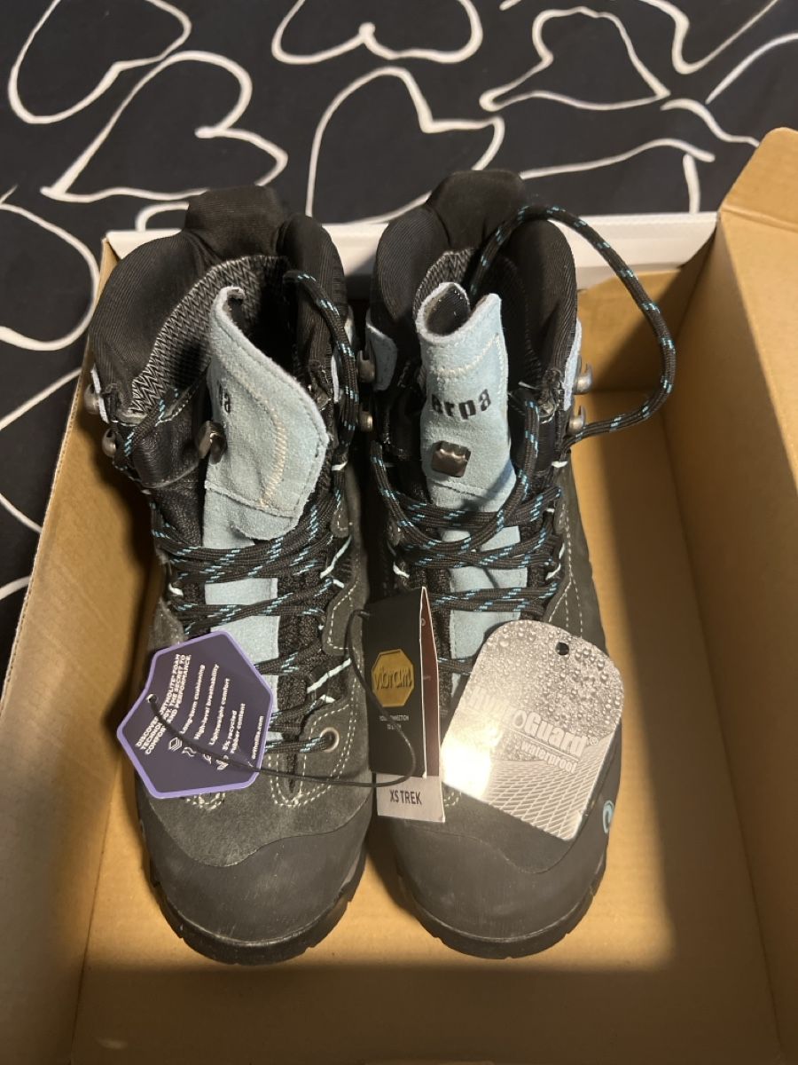 Chaussures femmes: Sherpa Outdoor Wanderschuhe – D'occasion à Wädenswil par yan_gm82 4