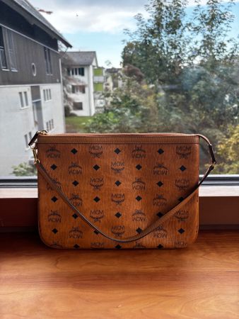 MCM Visetos Pouch- neuwertig