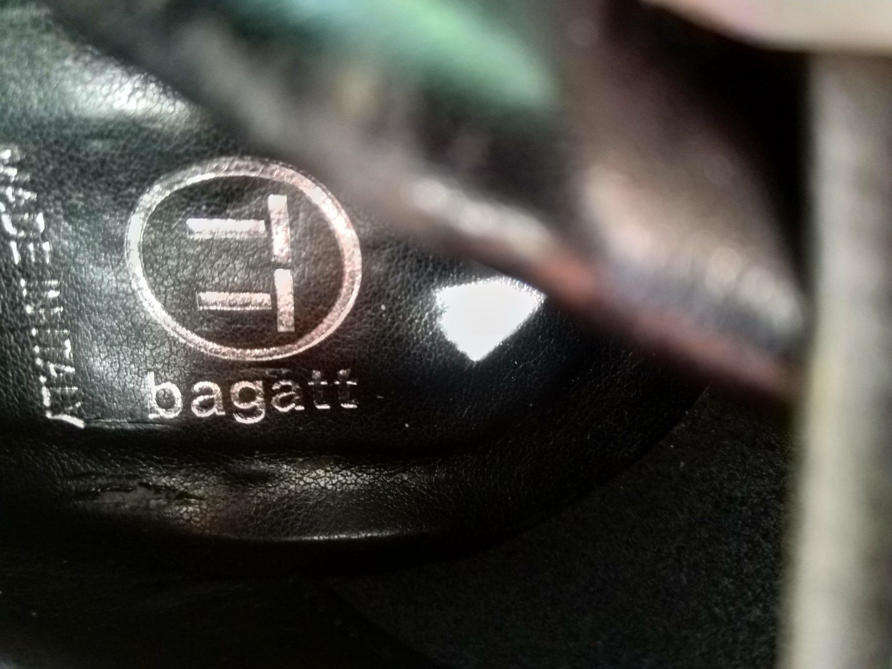 Damenschuhe: Stiefel Bagatt über Knie, echt Leder – Gebraucht aus Rieden AG von Galina11 5