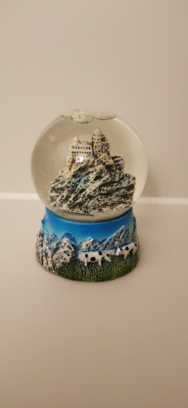 Tutte le decorazioni: Schneekugel Jungfraujoch – Usato da Oberhofen am Thunersee venduto da jo0ker9 2