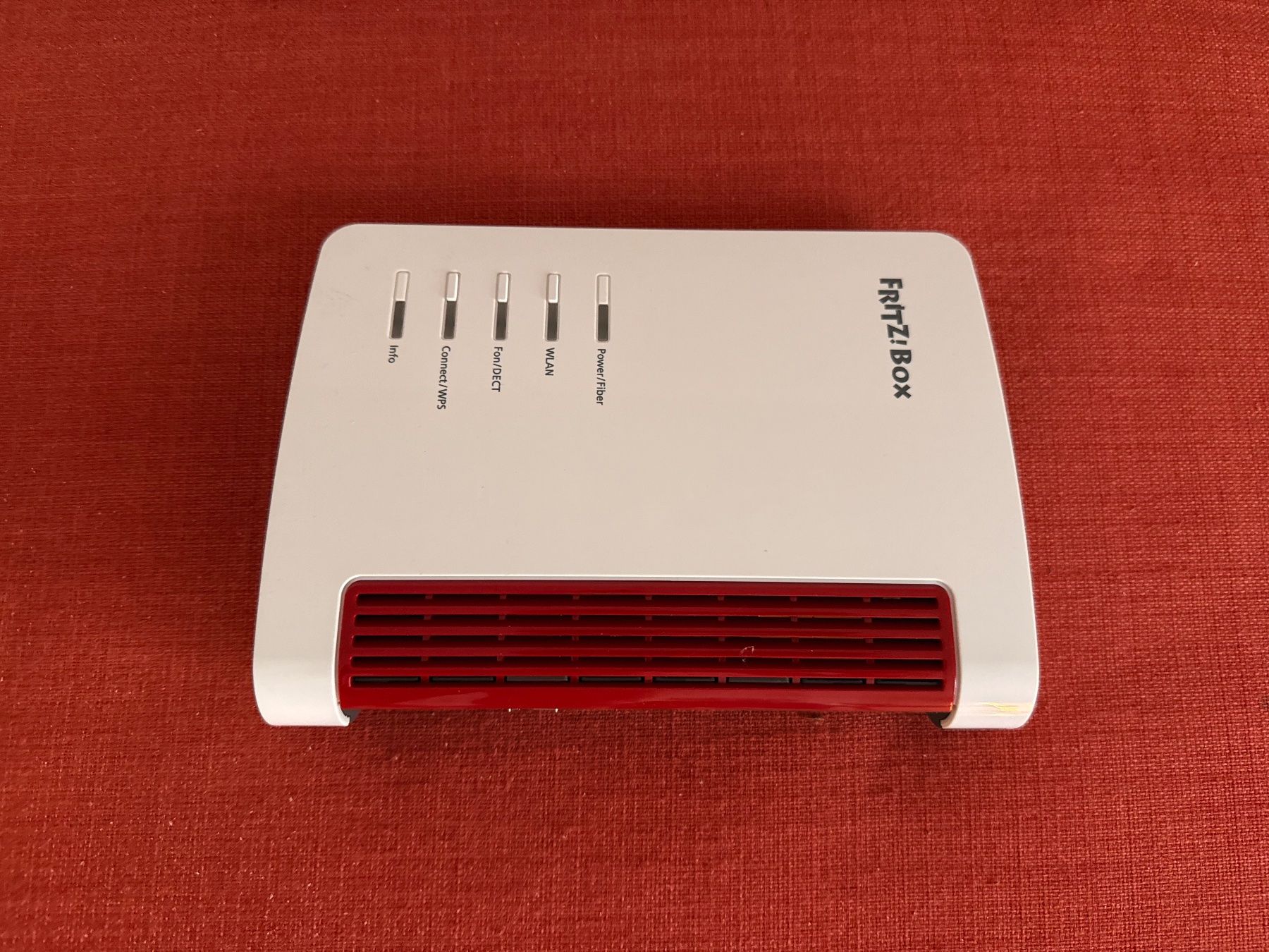 Fritz Modem & Router: Fritz!Box 5530 Fiber Wifi 6 Modem – Usato da Zürich venduto da nkprods 1