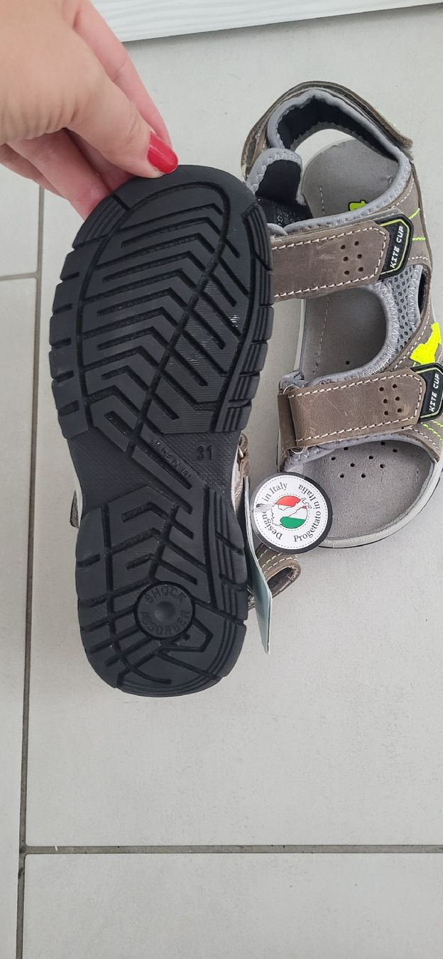 Schuhe für Jungen: Neue Sandalen Gr.31 – Neu und originalverpackt aus Thierachern von Anastasia123 1