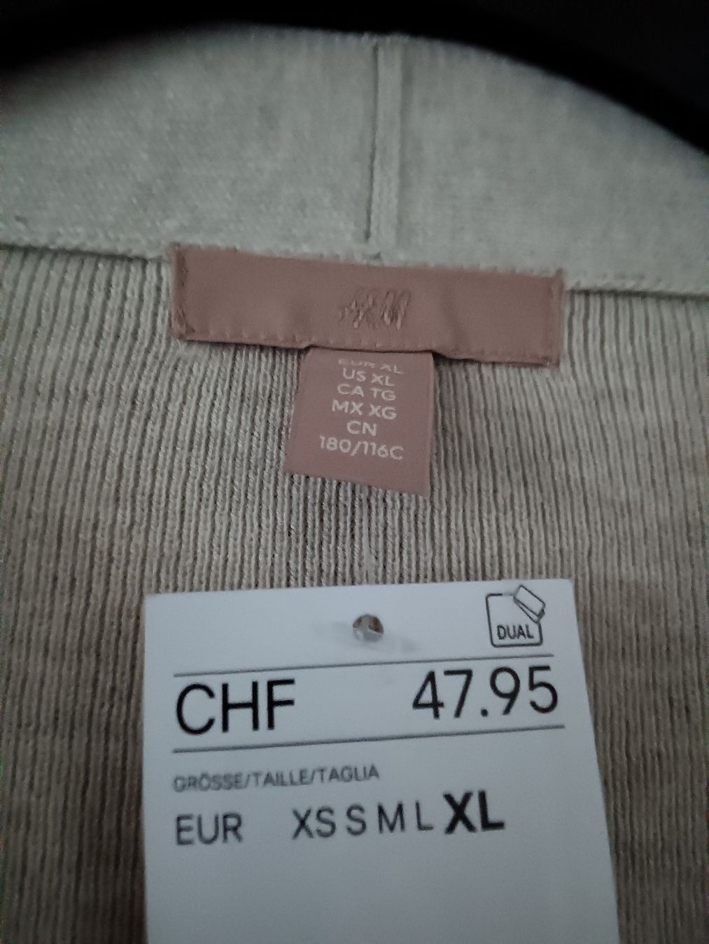 H&M Jacken: wunderschönesH&M Damen  Strickjacke Gr. XL Neu – Neu und originalverpackt aus Stansstad von leoni66 1