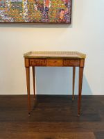 Kleiner Salontisch Louis 16 spätes 18.JH