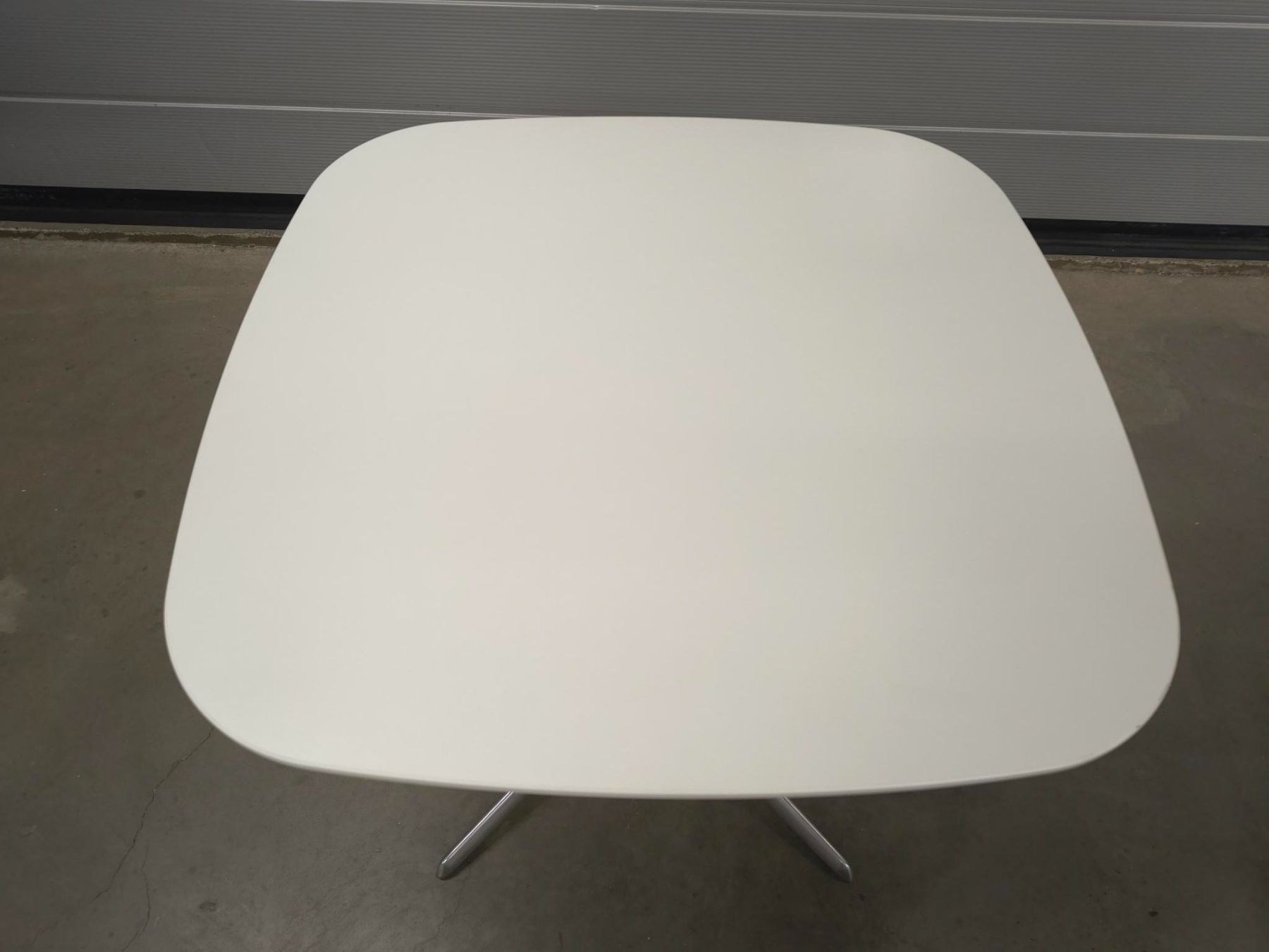Tavoli: Tisch "Brunner Break" mit Softquadrat-Platte – Nuovo (secondo la descrizione) da Urtenen-Schönbühl venduto da brunner-ag 2