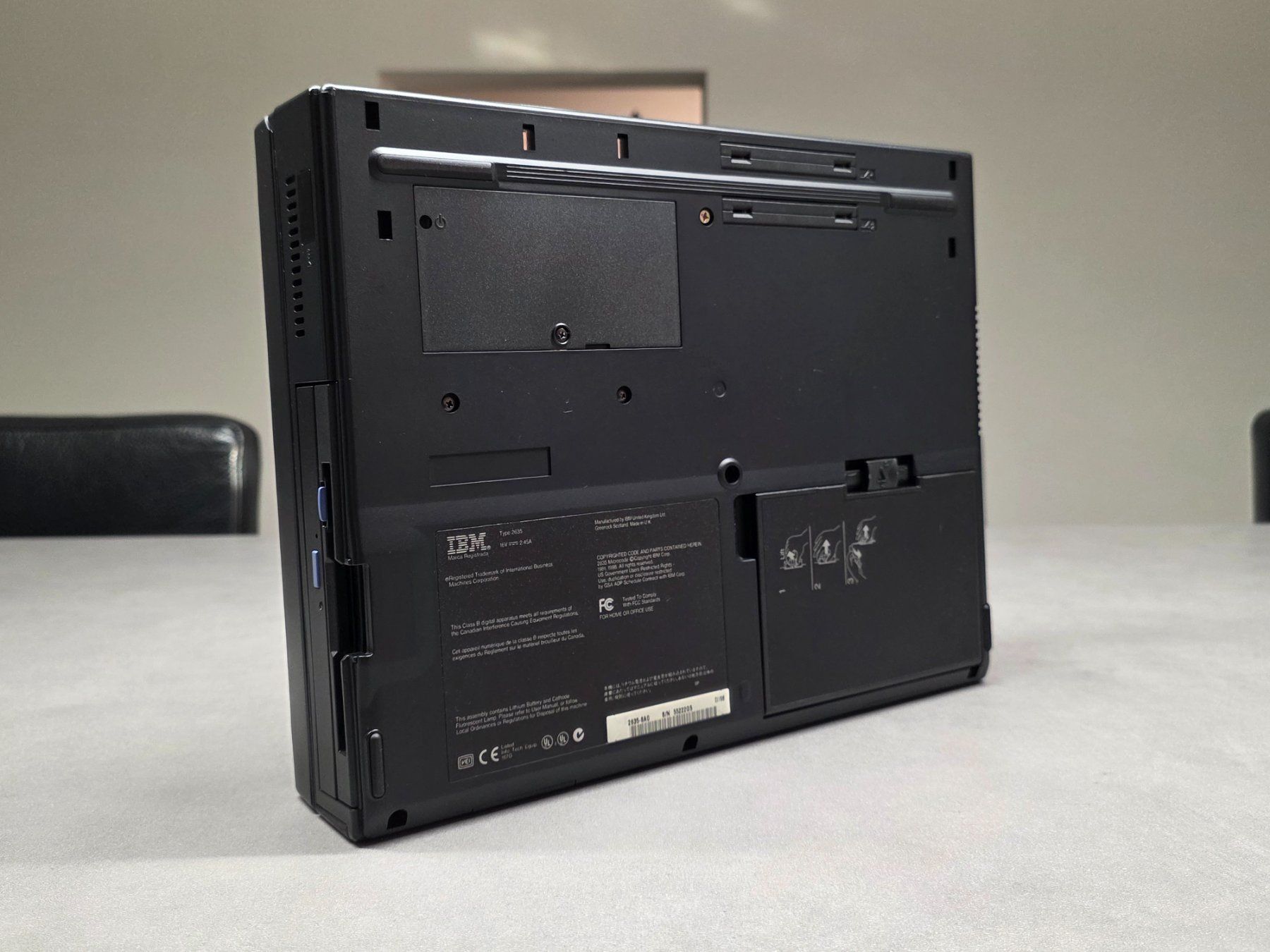 IBM Portables: IBM ThinkPad 380XD - Type 2635 – D'occasion à Lausen par -Vendetta- 5