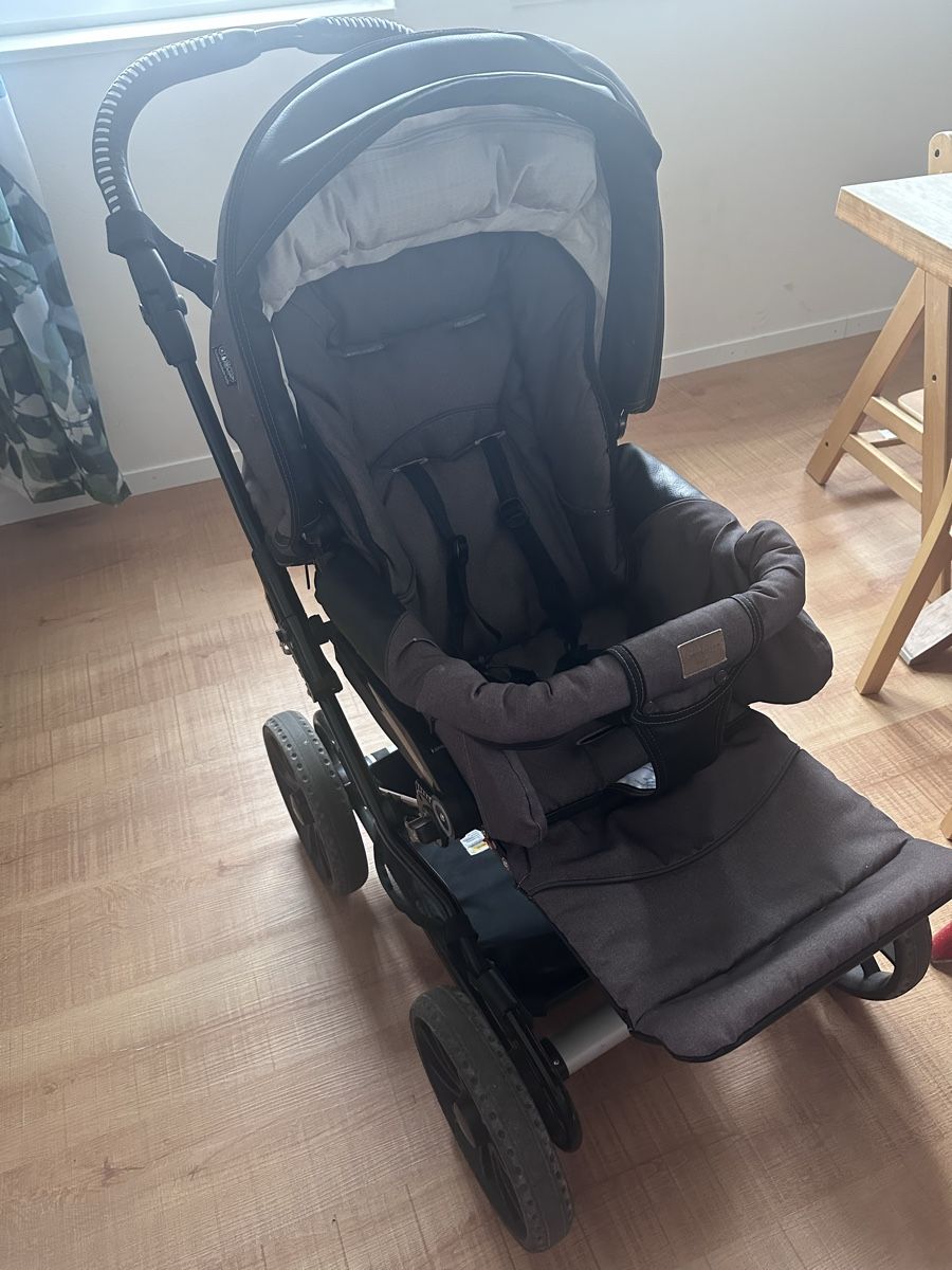 Emmaljunga Carrozzine: Emmaljunga Kinderwagen Duo – Usato da Nänikon venduto da Elias05 3
