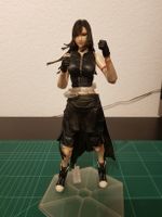Play Arts Action Figure Tifa Lockhart