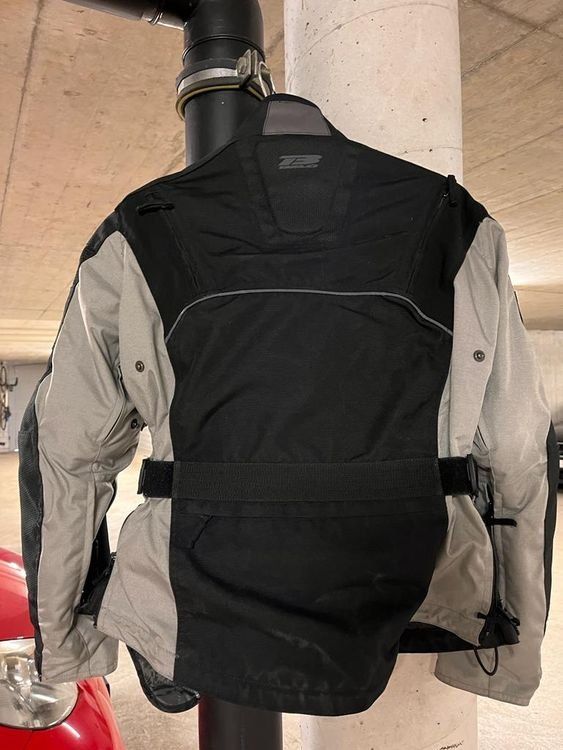 Giacche: Veste de moto noir et grise Belo avec toutes les protection – Usato da Delémont venduto da elena_neuhaus 3
