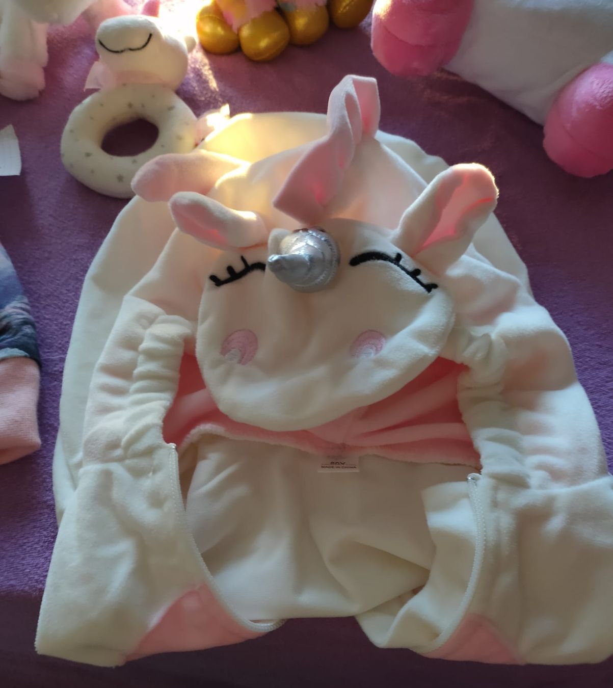 Lotti & Set di vestiti: Süsses Einhorn Set – Usato da Luzern venduto da Luzern_Energy 3