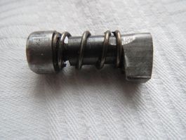 Bajonett1918, K31, Neuhausen .Drücker mit Feder