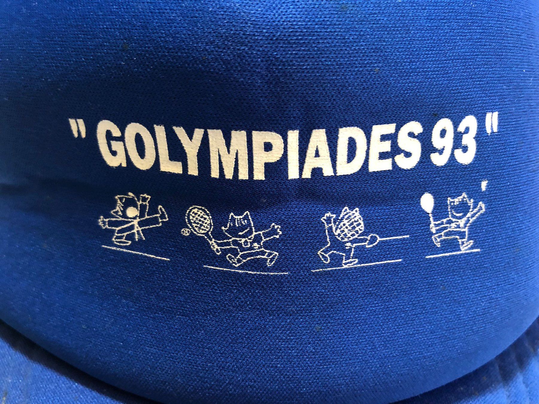 Copricapi, berretti & cappellini: Vintage 90s olympic Mütze – Usato da Zürich venduto da le_souk 3