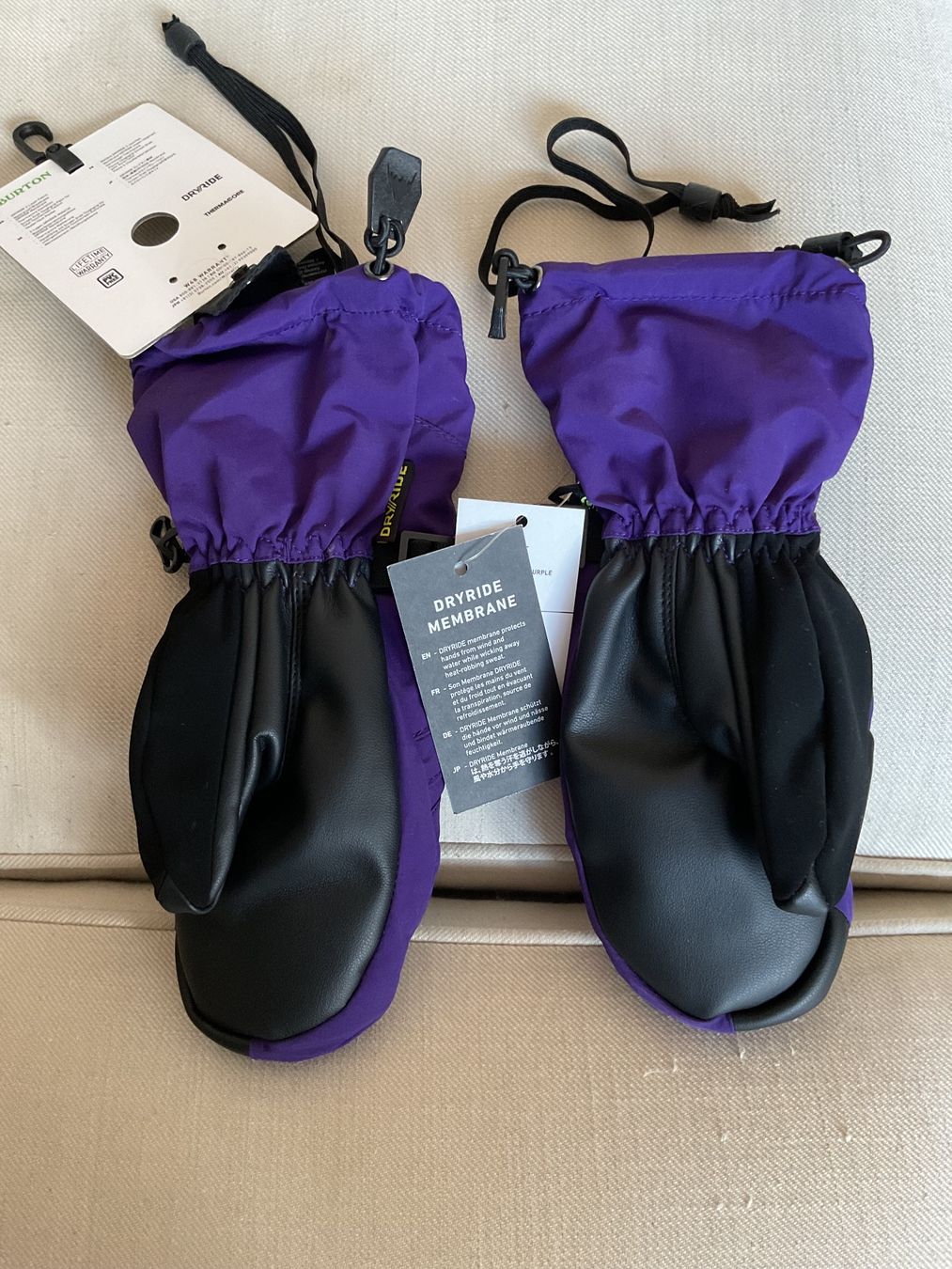 Burton Kinderhandschuhe: Burton Kids’ Vent Mitten Skihandschuhe Snowboardhandschuhe – Neu und originalverpackt aus Zufikon von mjohannah 1