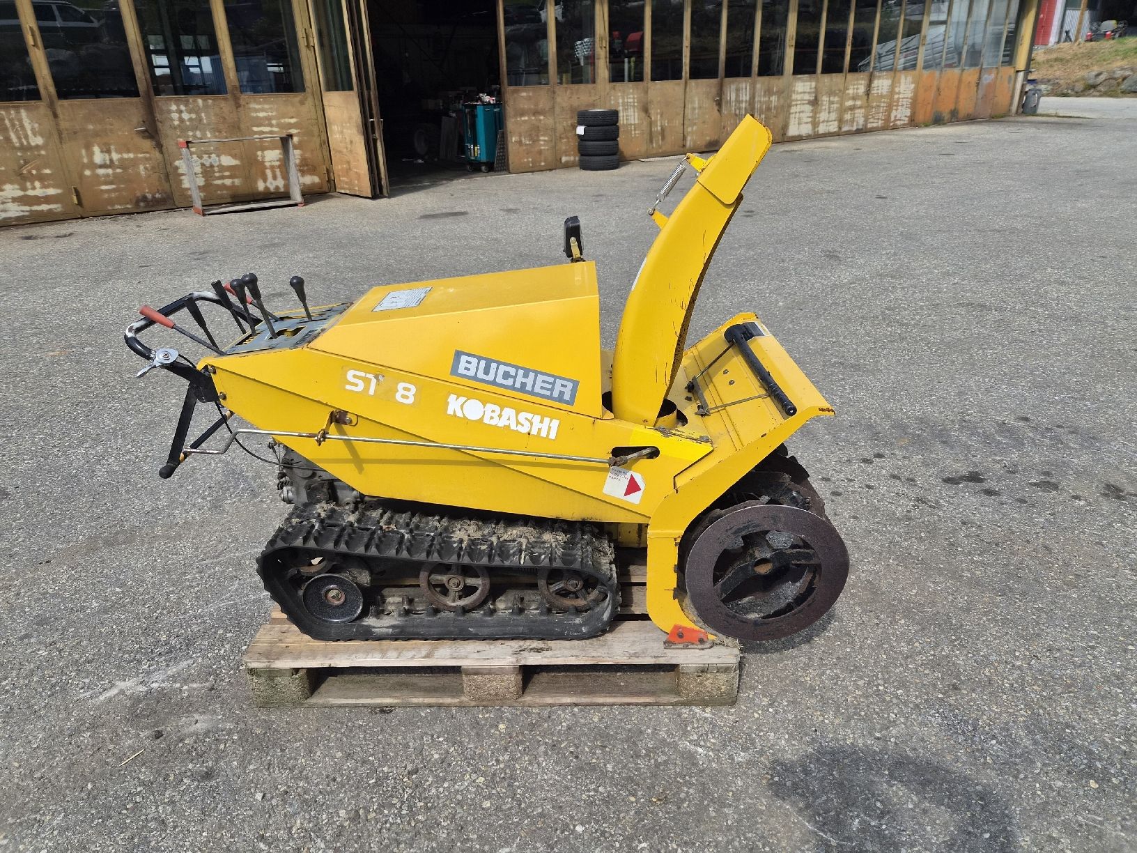 Bucher Toutes les machines: Schneefräse  – Défectueux à Valendas par mar_c92b