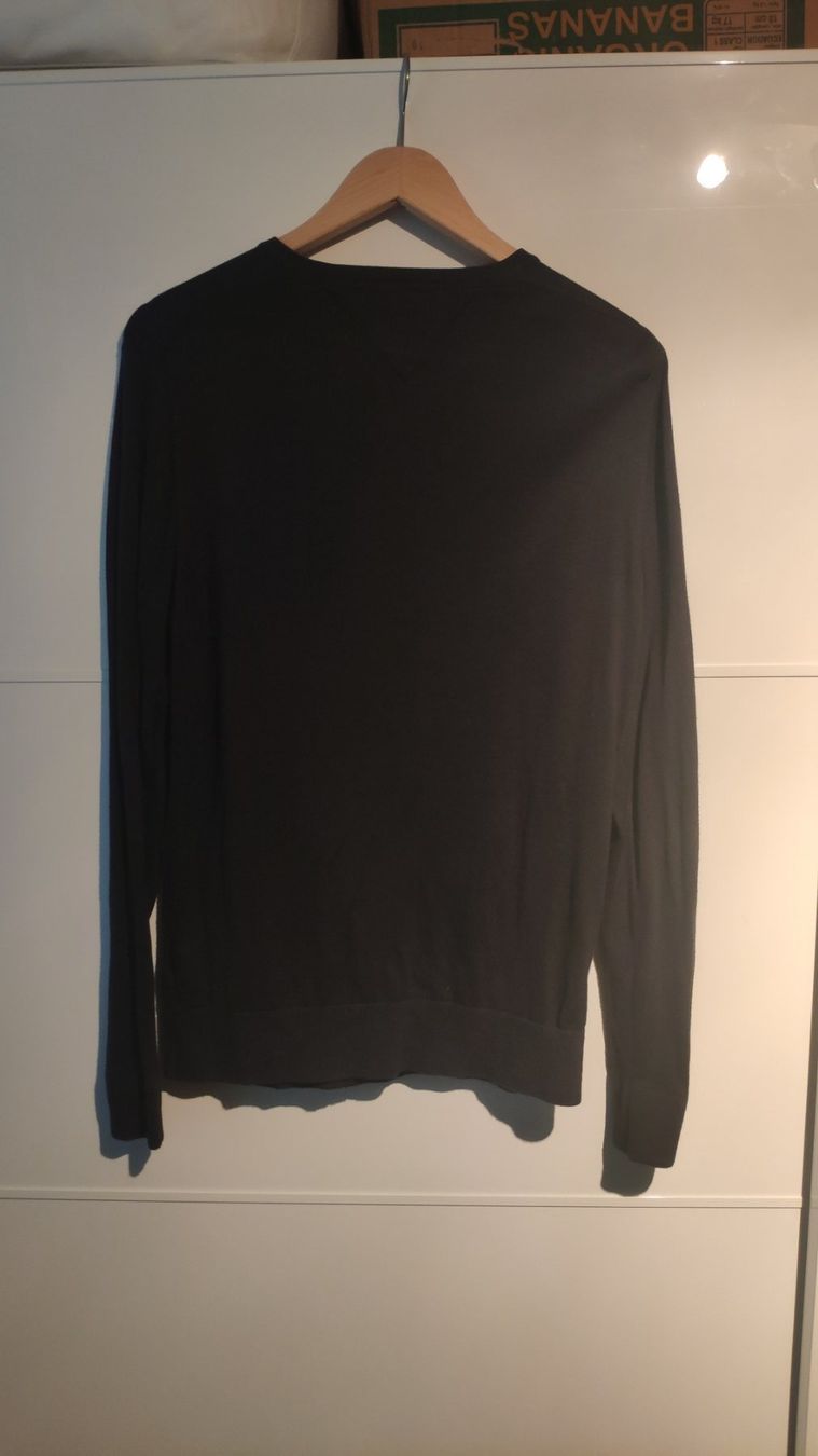 Tommy Hilfiger Pullover & Sweatshirts: Tommy Hilfiger cotton silk pullover V-Neck schwarz – Gebraucht aus Zürich von Engiadina75 2