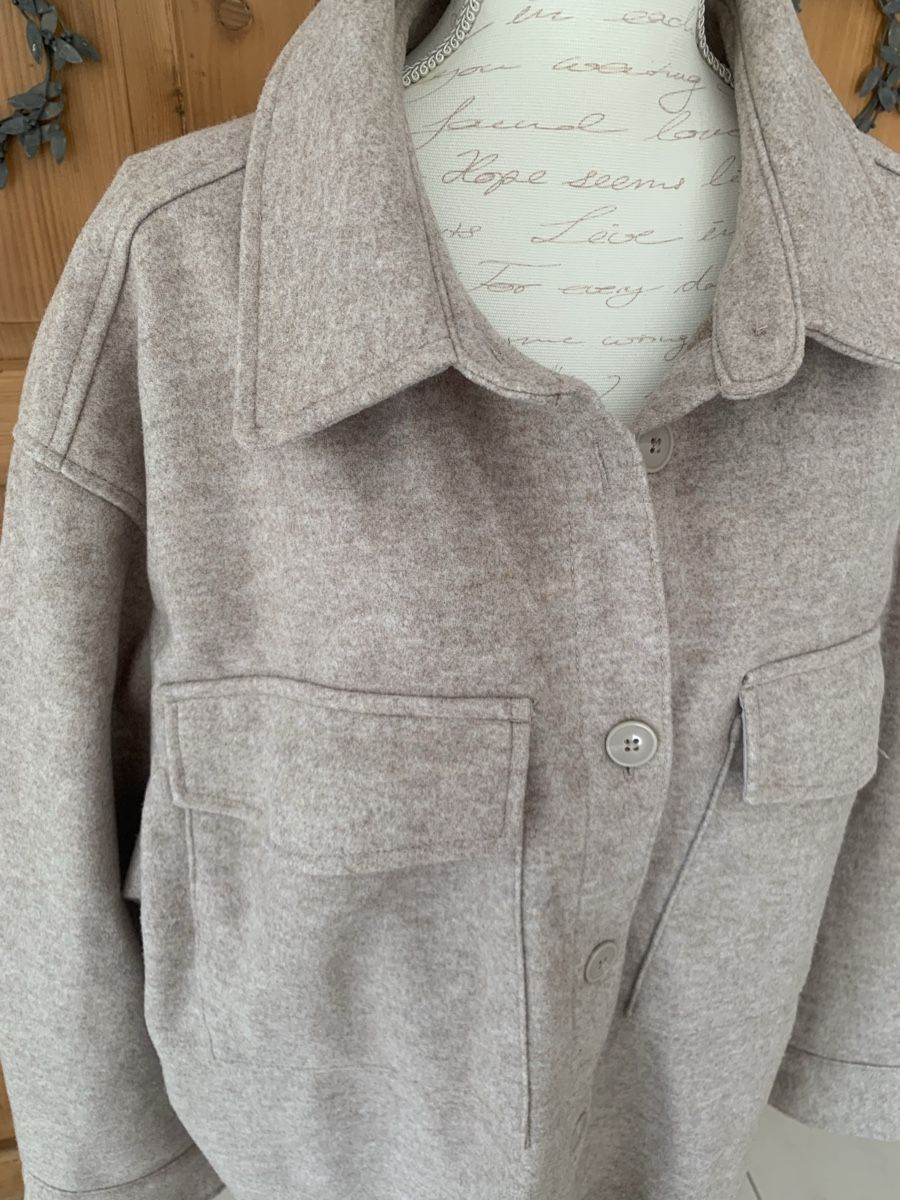 H&M Giacche: Shacket von H&M beigemeliert Gr.XXL  – Usato da Ellikon an der Thur venduto da Bali1999 1