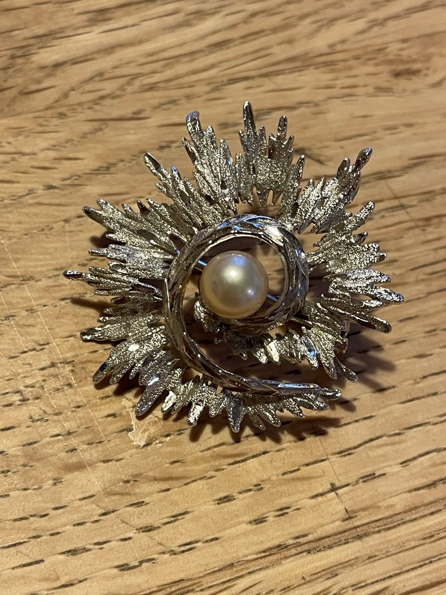 Broches & Aiguilles: Schöne Brosche Silber – D'occasion à Flawil par Naphtali