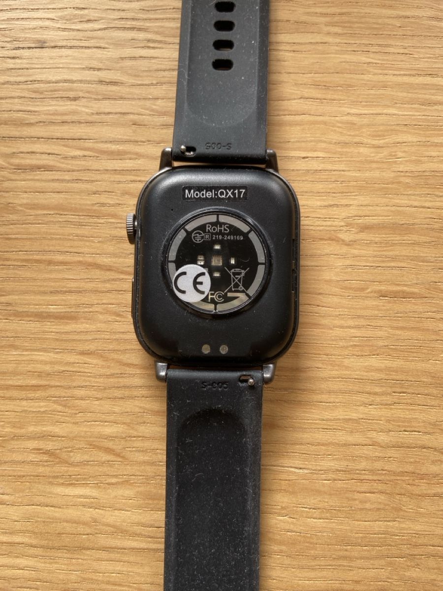 Smartwatch: Montre connectée noire neuve – Nuovo (secondo la descrizione) da Cortaillod venduto da Ava1725 2
