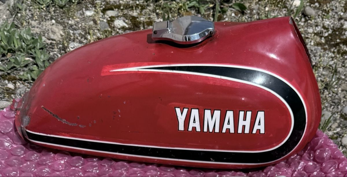 Yamaha Tutti i ricambio per moto: 1974 Yamaha DT 250 E Tank – Usato da Lohn-Ammannsegg venduto da taiaroha