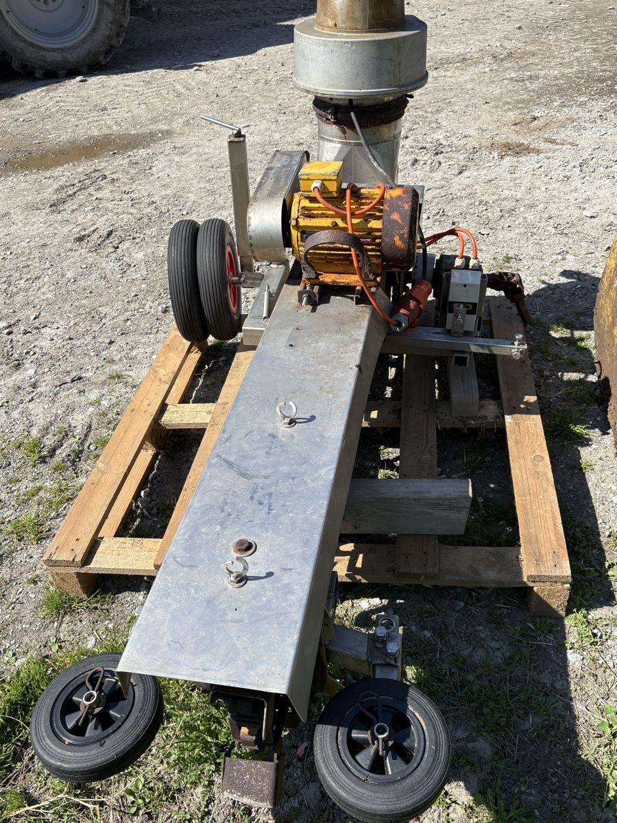 Toutes les machines: Stocker Maissilofräse – D'occasion à Grüsch par dor_hz75 1