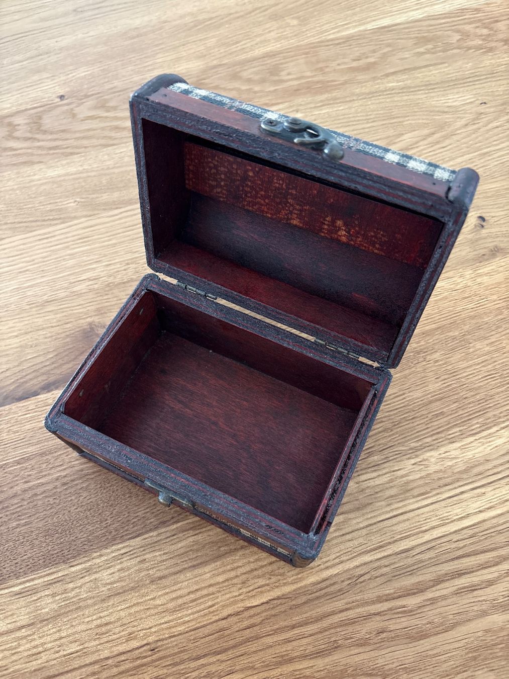 Portagioie: Vintage-Schmuckkästchen aus Holz – Usato da Zürich venduto da bbbggg 1