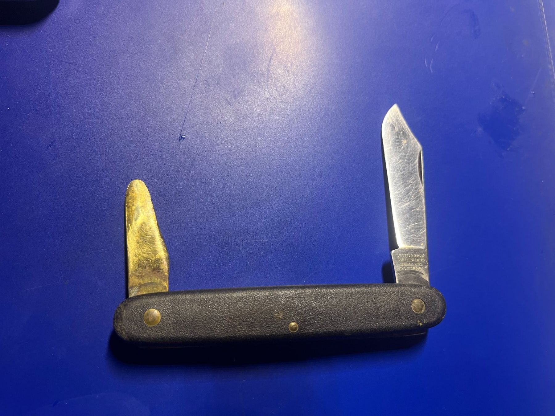 Victorinox Coltelli tascabile: Victorinox Blumen-Okulier-Messer – Nuovo (secondo la descrizione) da Dintikon venduto da Redgar58
