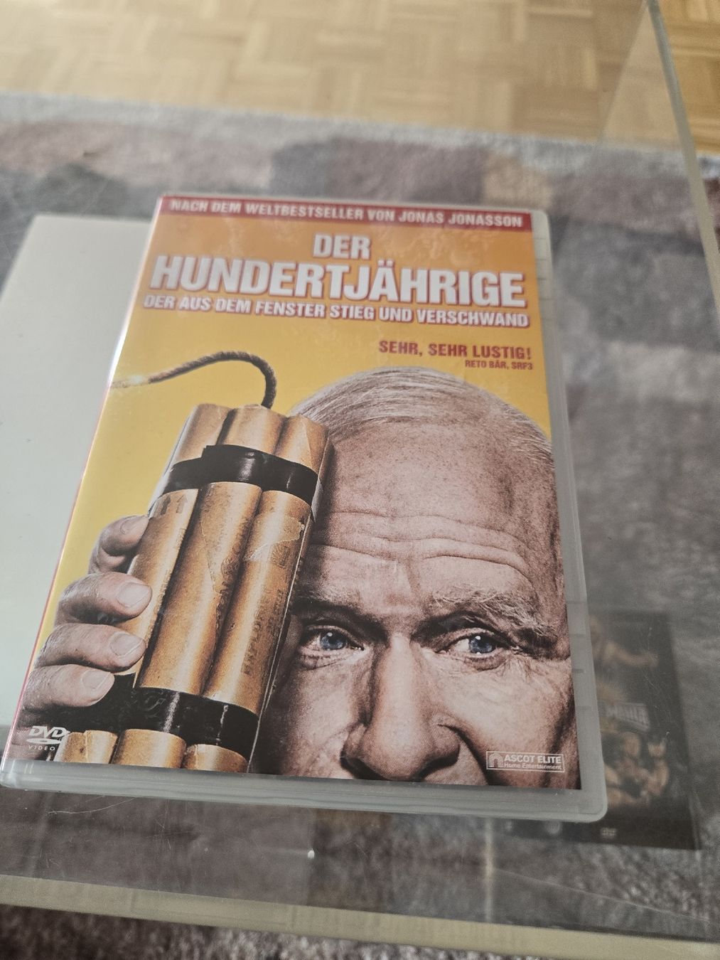 Tutti i DVDs: Der Hundertjährige DVD – Usato da Bussigny venduto da Kfdlt