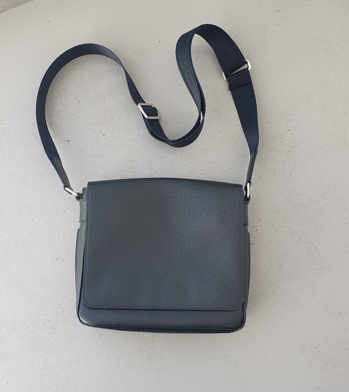 Louis Vuitton Sacs: Sac Louis Vuitton Messenger – D'occasion à Servion par meno999 2