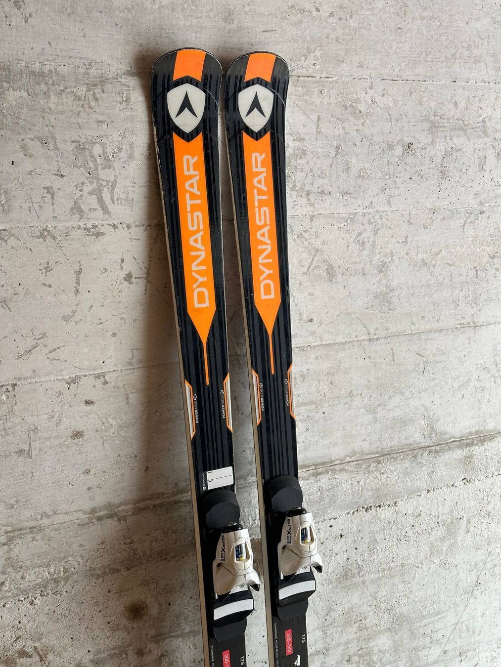 Dynastar Sci: Dynastar Ski 175CM – Usato da Emmenbrücke venduto da karkarkar 1