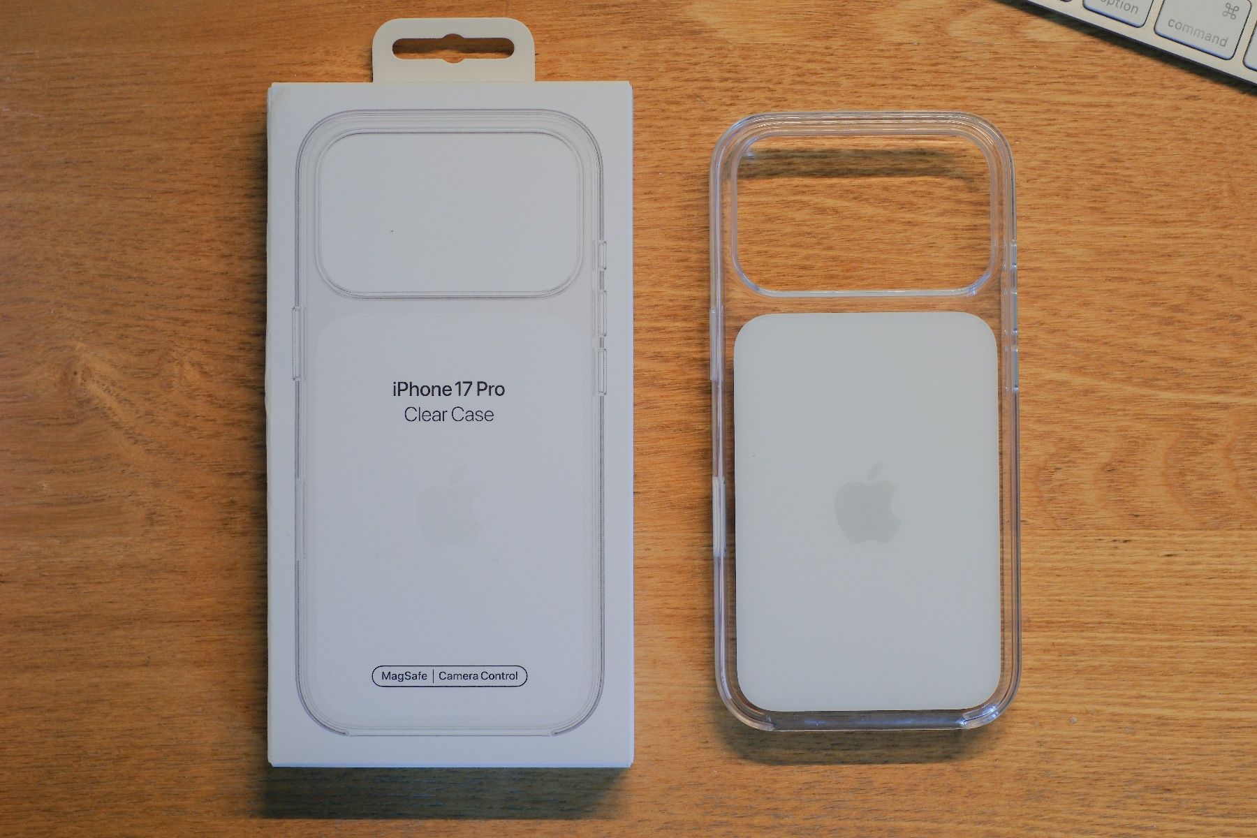 Apple Cover & Protezioni schermo: Apple iPhone 17 Pro Clear Case - Originalzubehör – Usato da Zürich venduto da cbrl