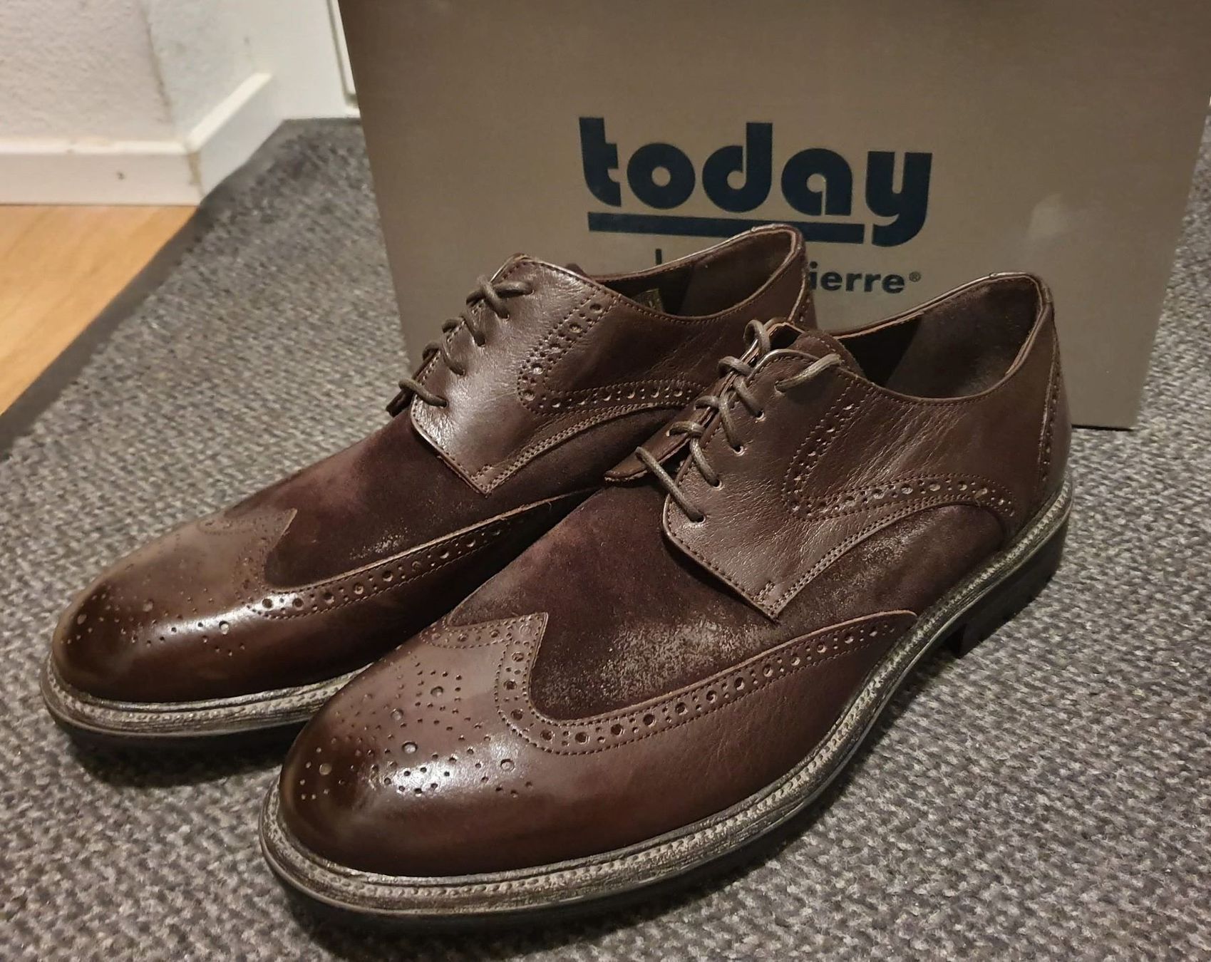 Herrenschuhe: Designer Lederschuhe von Calpierre Gr.44 – Neu und originalverpackt aus Reinach AG von innamac