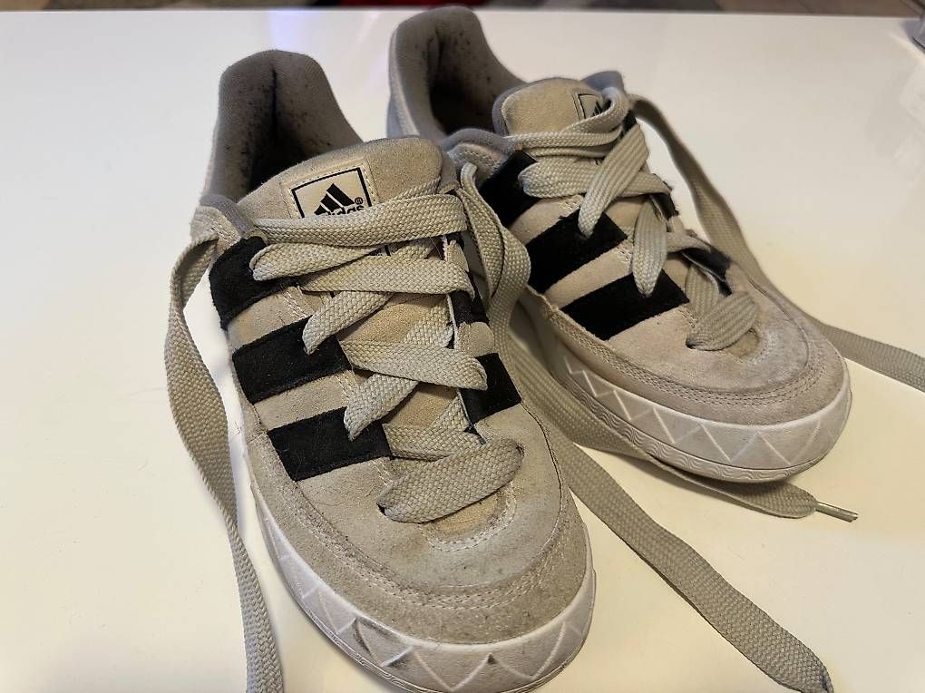 Adidas Scarpe da uomo: Adidas EU42 – Usato da Melano venduto da ale_x28c