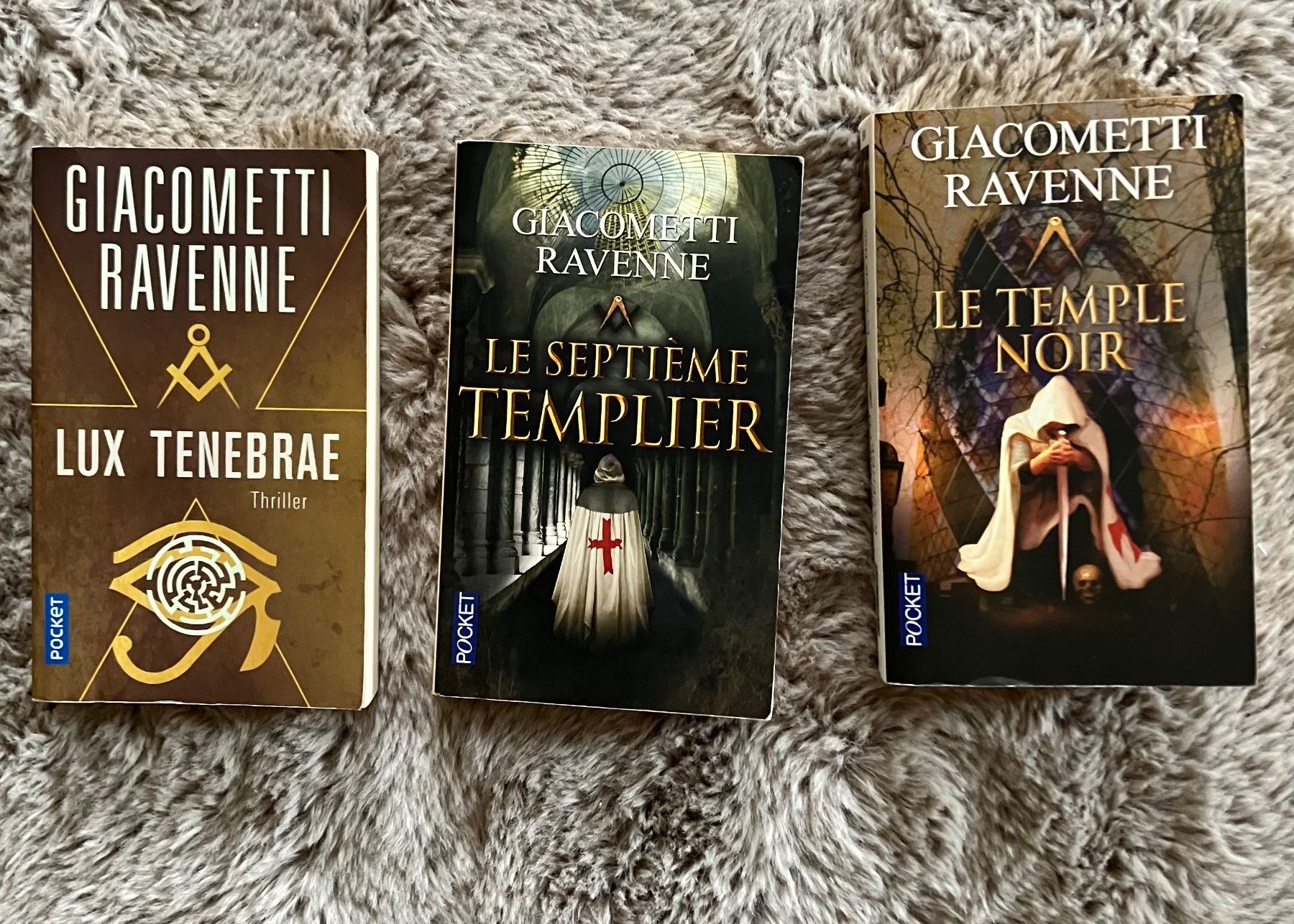 Libri: 8 (3+3+2) romans captivants – Usato da St-Triphon venduto da chamacapac